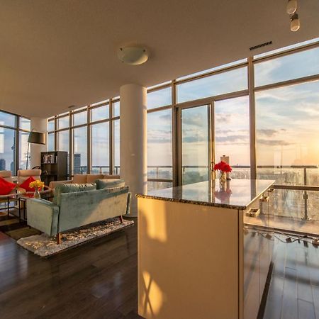 Unbelievable Penthouse View With 3 Bedrooms Toronto Dış mekan fotoğraf