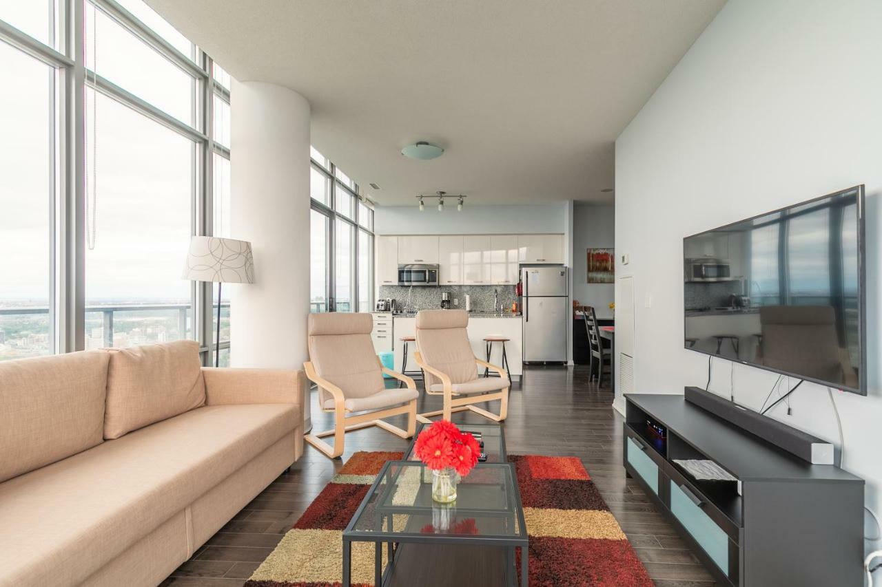 Unbelievable Penthouse View With 3 Bedrooms Toronto Dış mekan fotoğraf