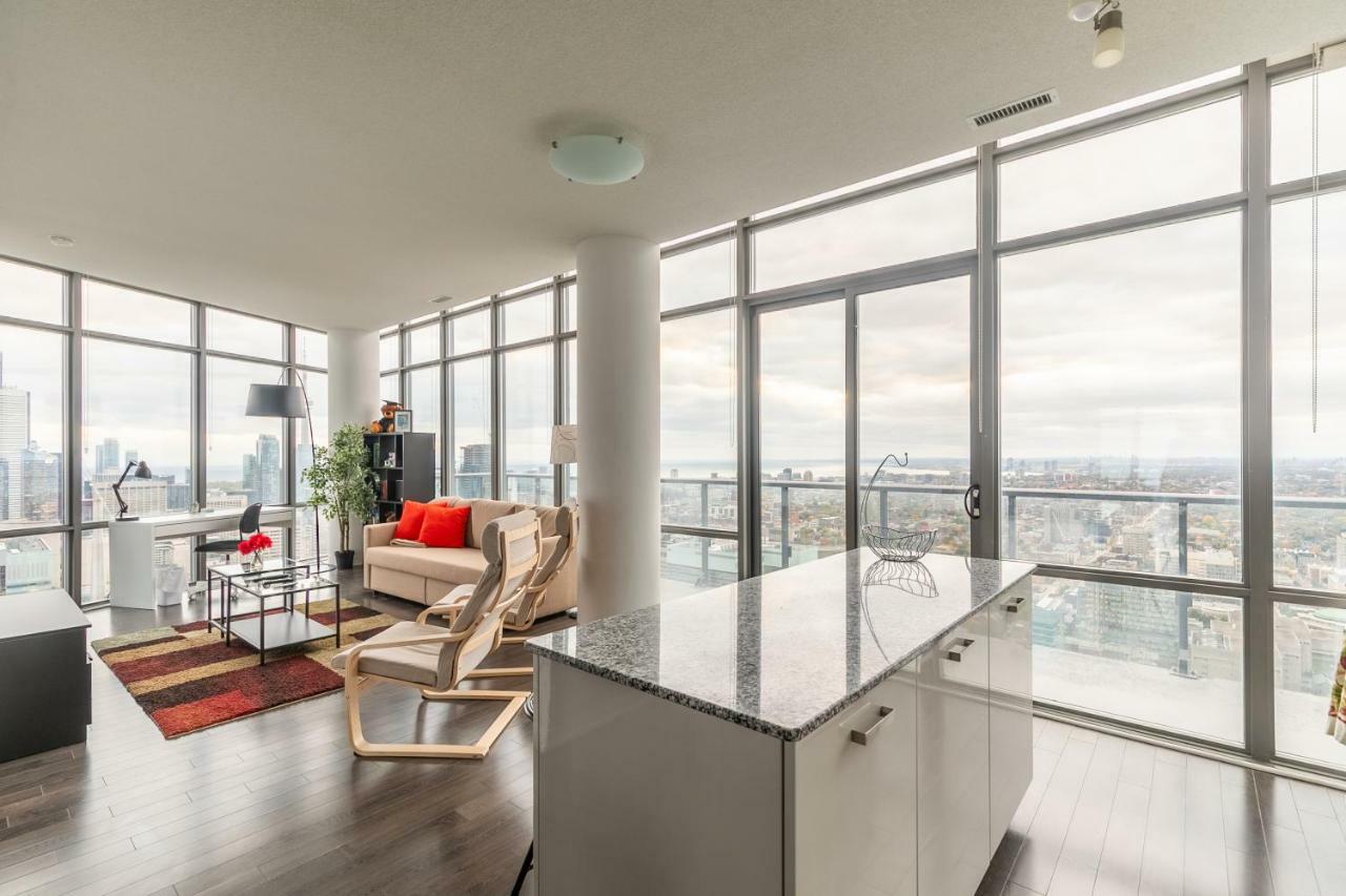 Unbelievable Penthouse View With 3 Bedrooms Toronto Dış mekan fotoğraf